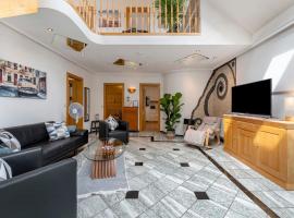 Heimatglück Vulkaneifel mit Sauna, Hotel in Salm