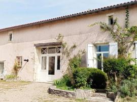 Gite Terre Happy Ribérac, hotel a Ribérac