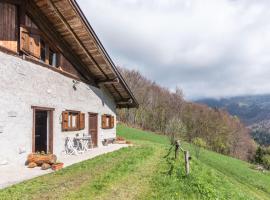 Baita Rustica immersa nel verde: Roncone'de bir otel