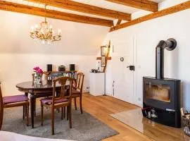 Kleiner Hof Rosenrot