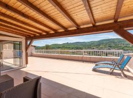 Villa du soleil levant, hotell i Apt