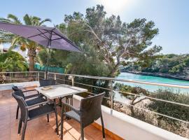 Bungalow Cala Dor 27, hotel i Cala d'Or