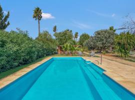 Entre Viejos Olivos, hotel a Benicolet