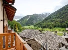 Aux Pieds du Malatra' 2