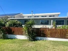 The G Shack at Rennies Beach