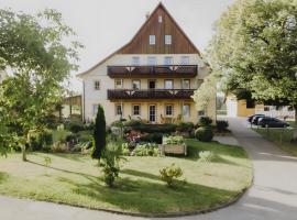 Ferienwohnung Schaible, Hotel in Seewald