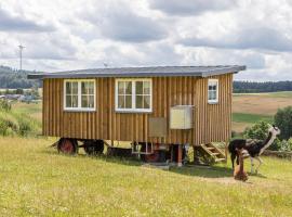 Tinyhouse Alpakawiese, hótel í Schlitz
