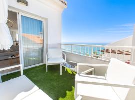 Luxury Sea view Apartment، فندق في نيرخا