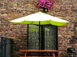 Gîte À L'orée De Brocéliande 5 pers, hotel em Concoret