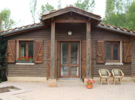 Studio Rural au Pied de Puycelsi, hotel a Puycelci