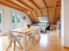 Sonnige Ferienwohnung mit Balkon