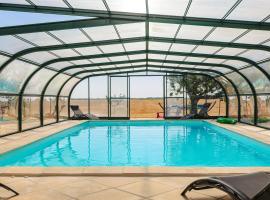 Gîte Le Petit Sableau, hotel v mestu Marans