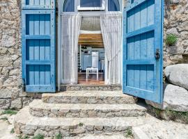 Loft Calella de Palafrugell، فندق في كاليلا دو بالافروجيل