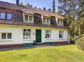 Grosszügiges Ferienhaus mit Wald