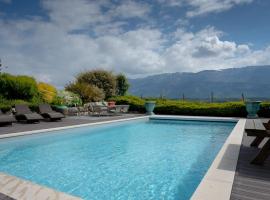 Le Balcon des Bauges, Hotel in La Motte-Servolex