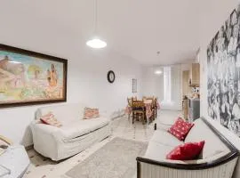 Beneath The Castle - Apartment