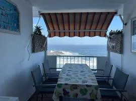 Casita acogedora frente al mar
