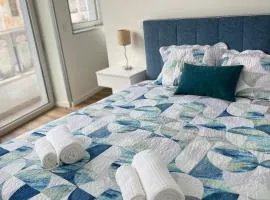 Maria Do Carmo - Casa das Gatas