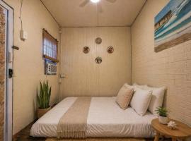 Daet में, होटल The Stoke Hideout Bagasbas Beach
