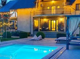 Orchard Villa