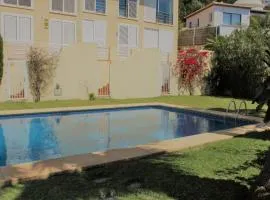 A un paso del mar - Familias 1681