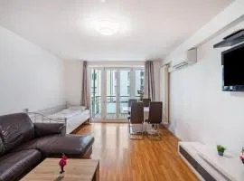 Aldars Urban Suite No.10
