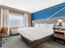 Comfort Inn & Suites Suwanee - Sugarloaf, hotel u gradu Suvejni