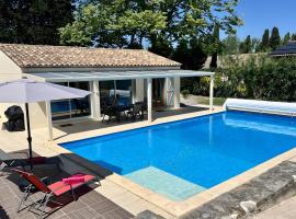 Gîte Tango - Les Petites Écuries, Hotel in Marseillette