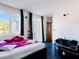 Suite Black and White