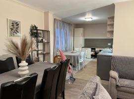 Schöne Wohnung Mit Dem Garten, hotelli kohteessa Jübek