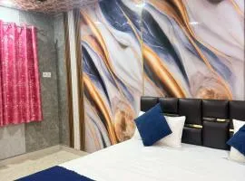 Hotel ragav in