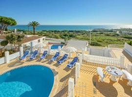 Villa Albuar, hotel u gradu Patroves