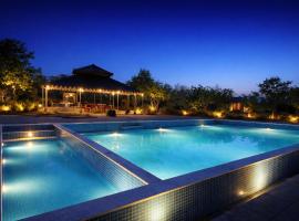 Jawai Leopard Safari Lodge, hotel Bera városában 