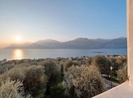 Cozy Sommavilla Residence, Hotel in Brenzone sul Garda