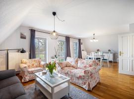 Ferienwohnung Gestüt Kriseby, hotelli Lyypekissä