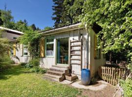Ferienhaus beim Alenbrunnen, hotelli kohteessa Münsingen