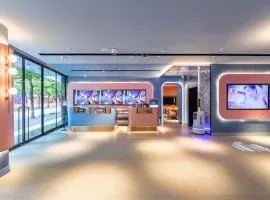 Hanting Hotel Shanghai Caohejing Hongmei Road Metro Station