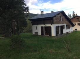Chalet les Iris, hotel di Formiguères