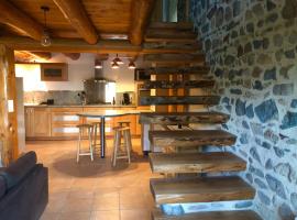 Gîte authentique et cosy – hotel w mieście Charbonnières-les-Vieilles