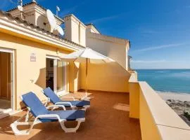 Beachfront penthouse in La Manga