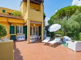 Isabel Beach and Bike