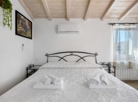 Casa Mary Vicino a Camaiore, Hotel in Camaiore