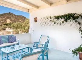 Beachfront Lampis Dolphin 1