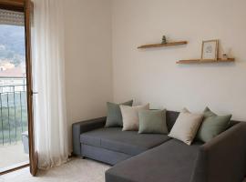 La Finestra su Mori By Immobilux، فندق في موري