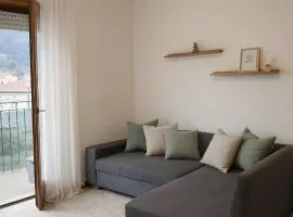 La Finestra su Mori By Immobilux