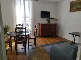 Beautiful 2-bedroom Apartment At La