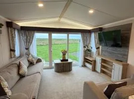 Lakeland 3 Bed, Deluxe Caravan Sleeps 8