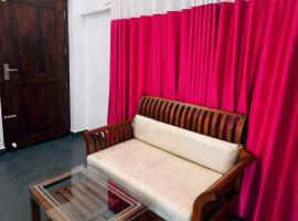 Grifi Homestay & Auditorium – hotel w mieście Beypore