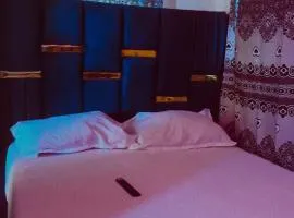 Leisure guest