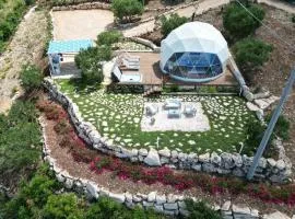 Dome on the hill with Jacuzzi